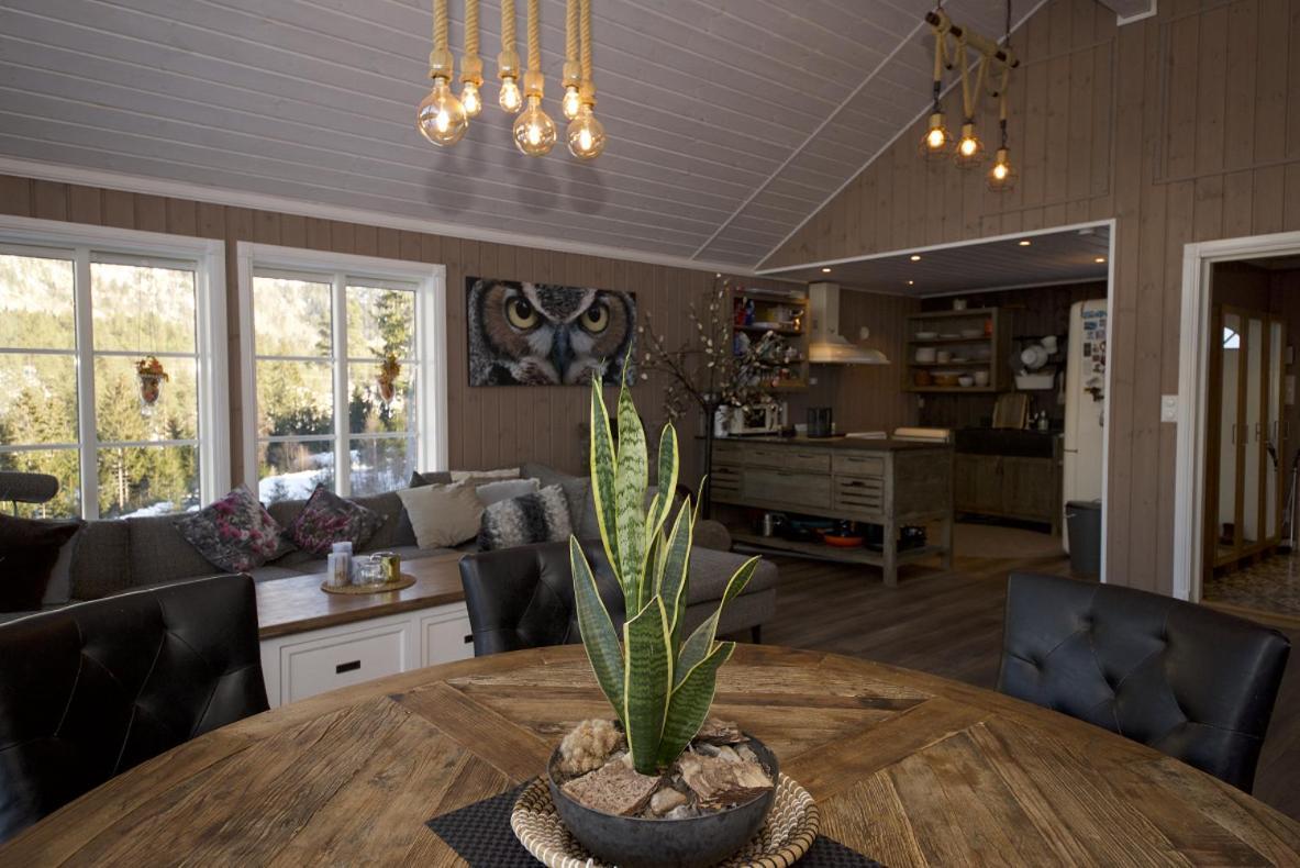 Panorama Cabin- Jacuzzi Available October 2025-May 2026 Lona Buitenkant foto